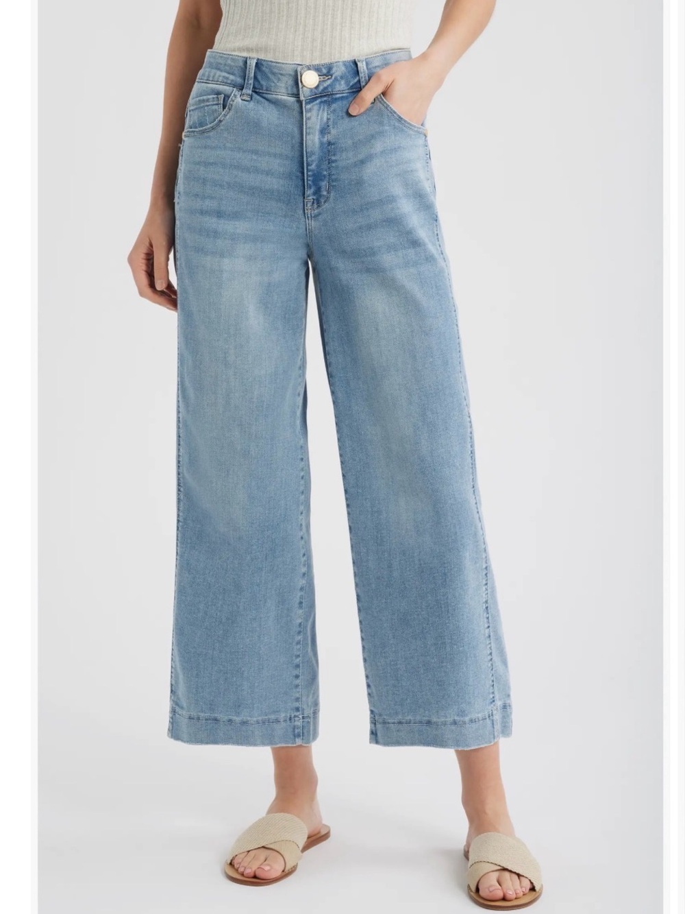Wit & Wisdom Crop Wide Leg Jeans Light Blue Stretch Size 6 Petite